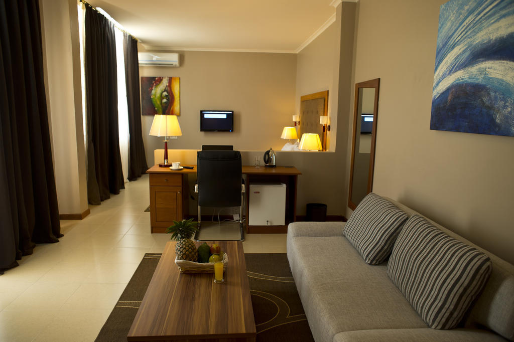 Seascape Hotel Dar-es-Salaam Eksteriør bilde